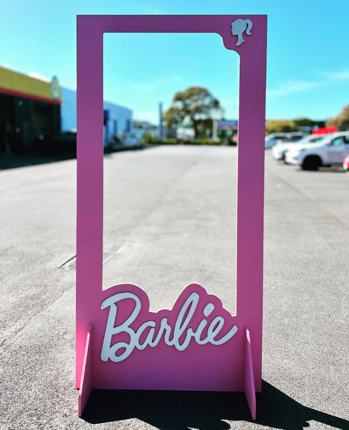 12mm MDF Barbie Photo Booth/Arch with 3D 9mm MDF wording